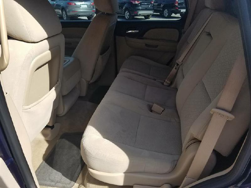 2007 Chevrolet Tahoe Image 2