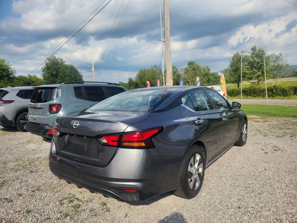 2024 Nissan Altima Image 6