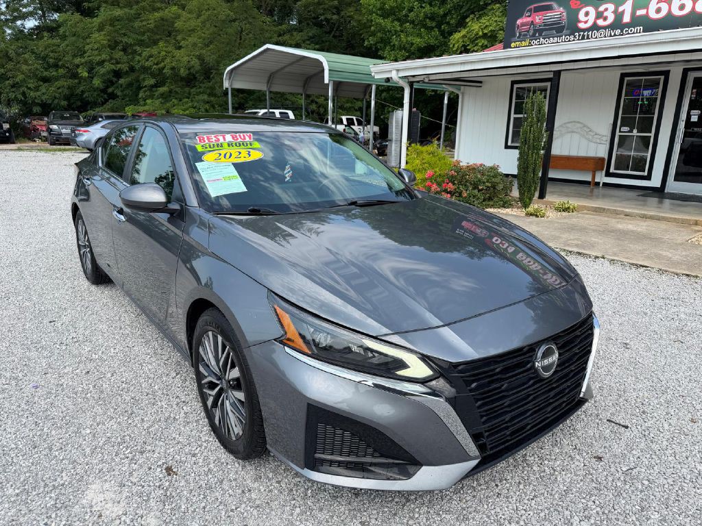 2023 Nissan Altima Image 2