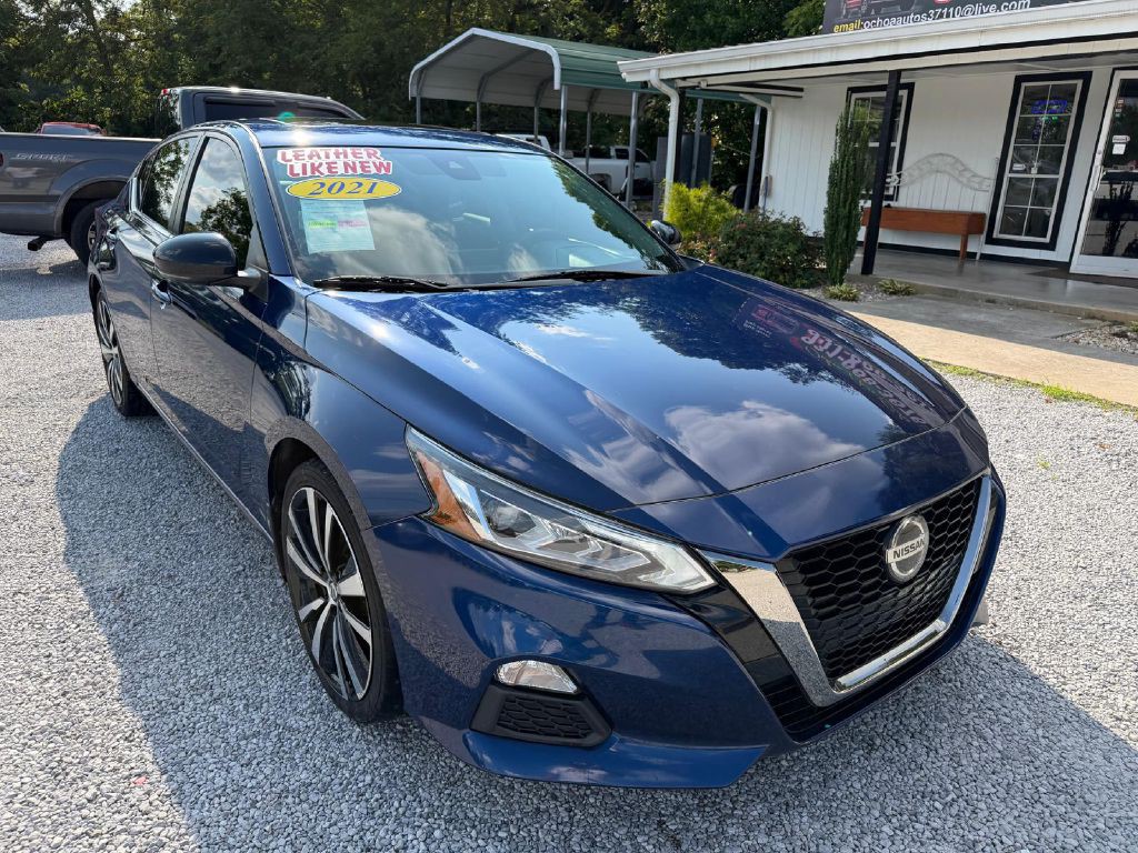 2021 Nissan Altima Image 2