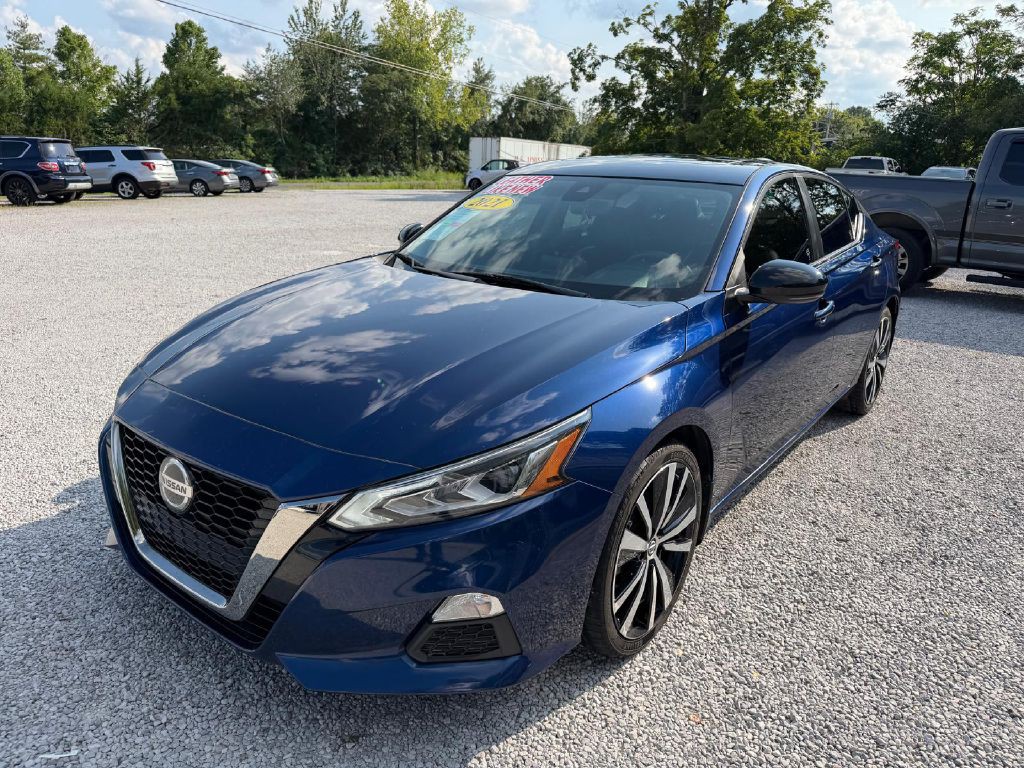 2021 Nissan Altima Image 3
