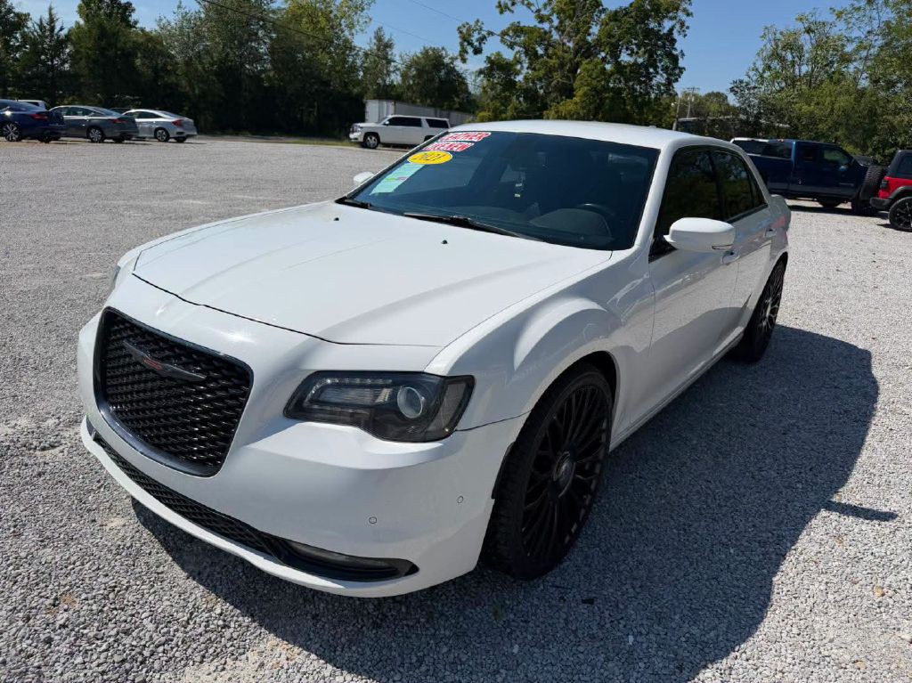 2021 Chrysler 300 Image 3