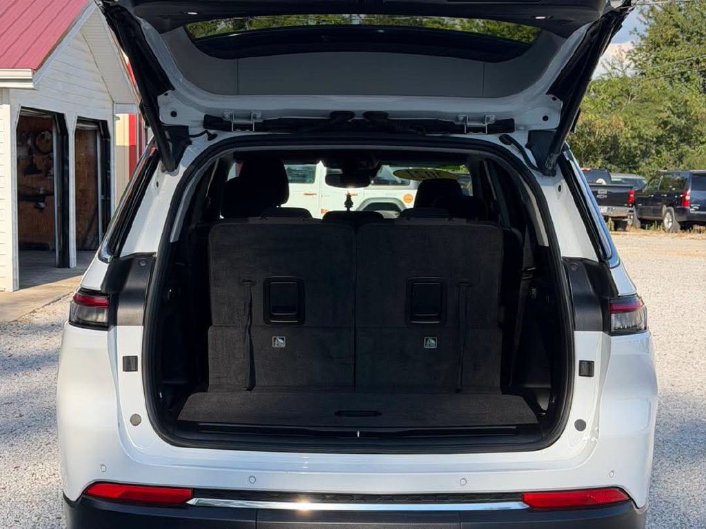 2021 Jeep Grand Cherokee Image 6