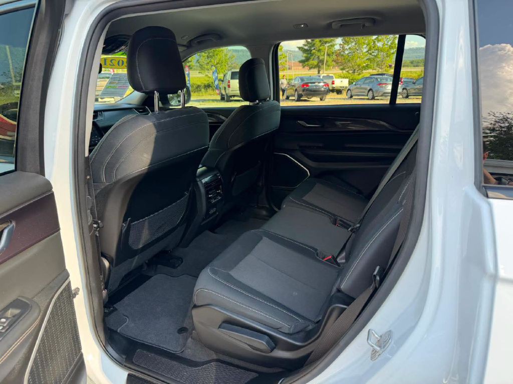 2021 Jeep Grand Cherokee Image 7