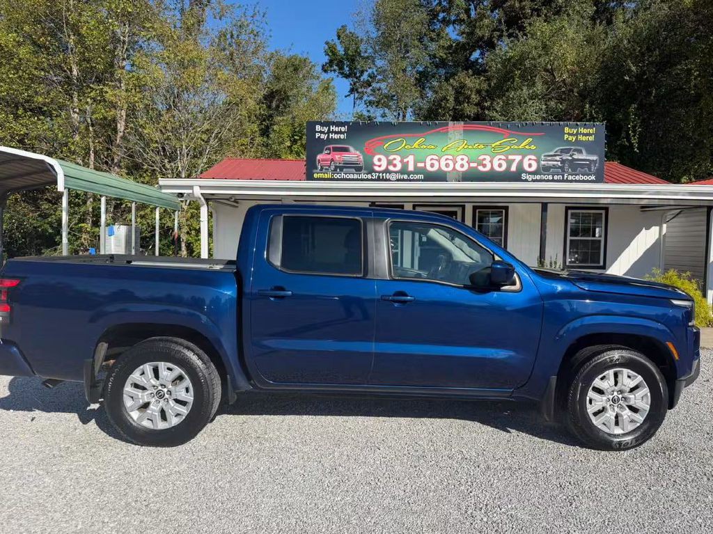 2022 Nissan Frontier Image 1