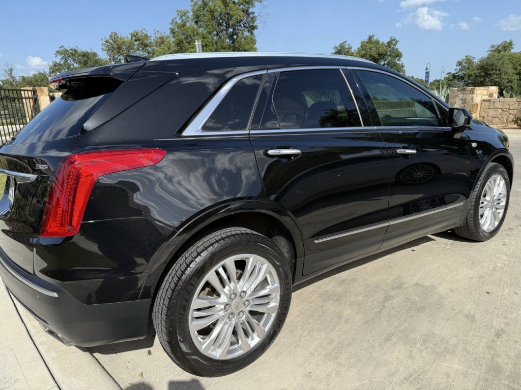 2017 Cadillac XT5 Image 3