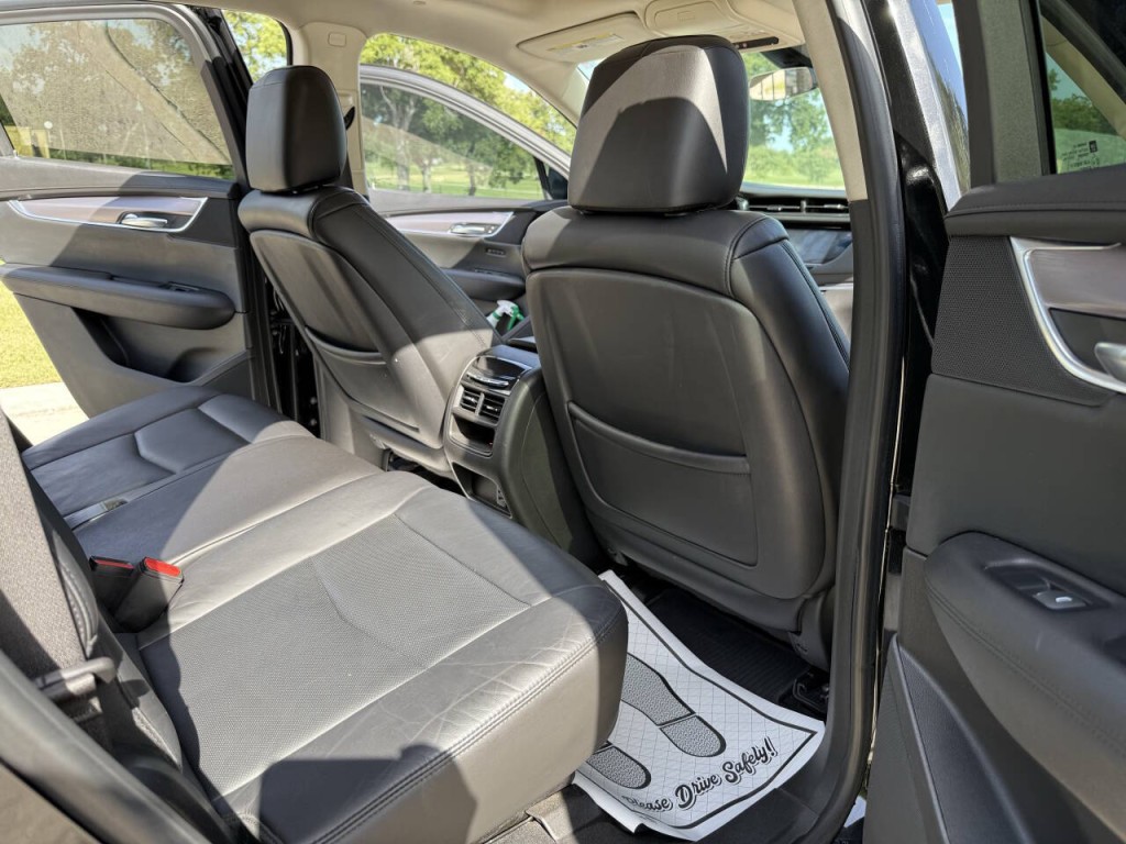 2017 Cadillac XT5 Image 8