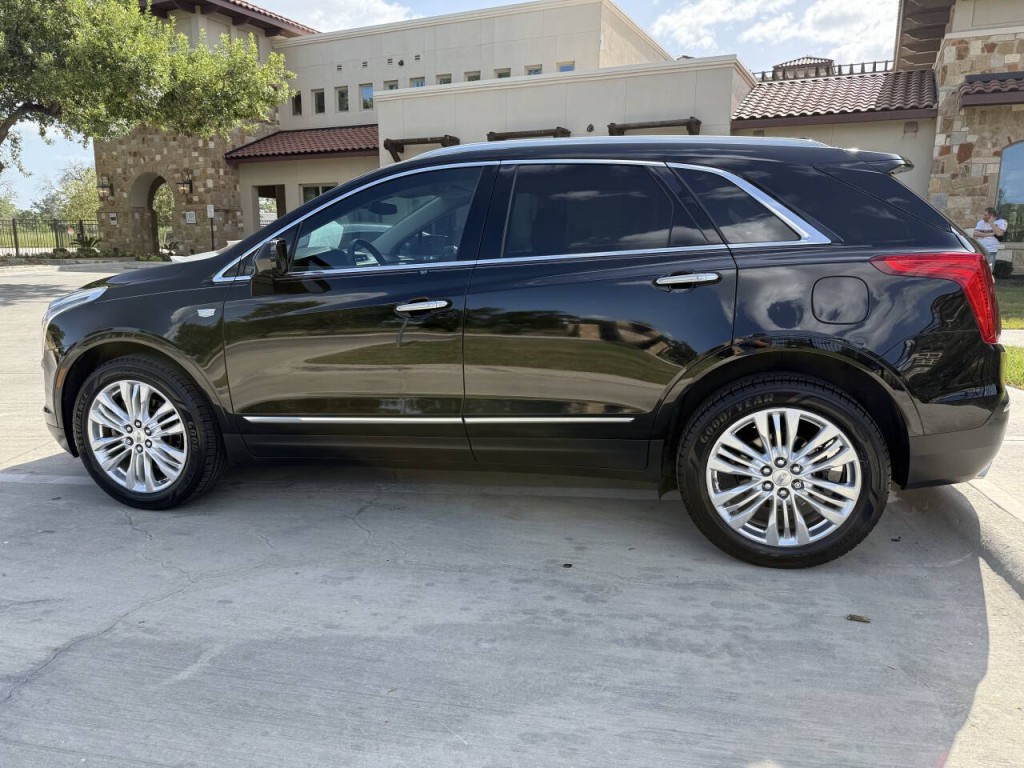 2017 Cadillac XT5 Image 5