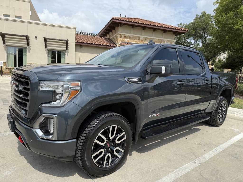 2020 GMC Sierra 1500 Image 1