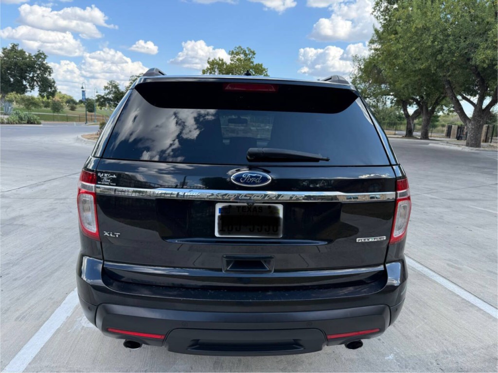 2013 Ford Explorer Image 6