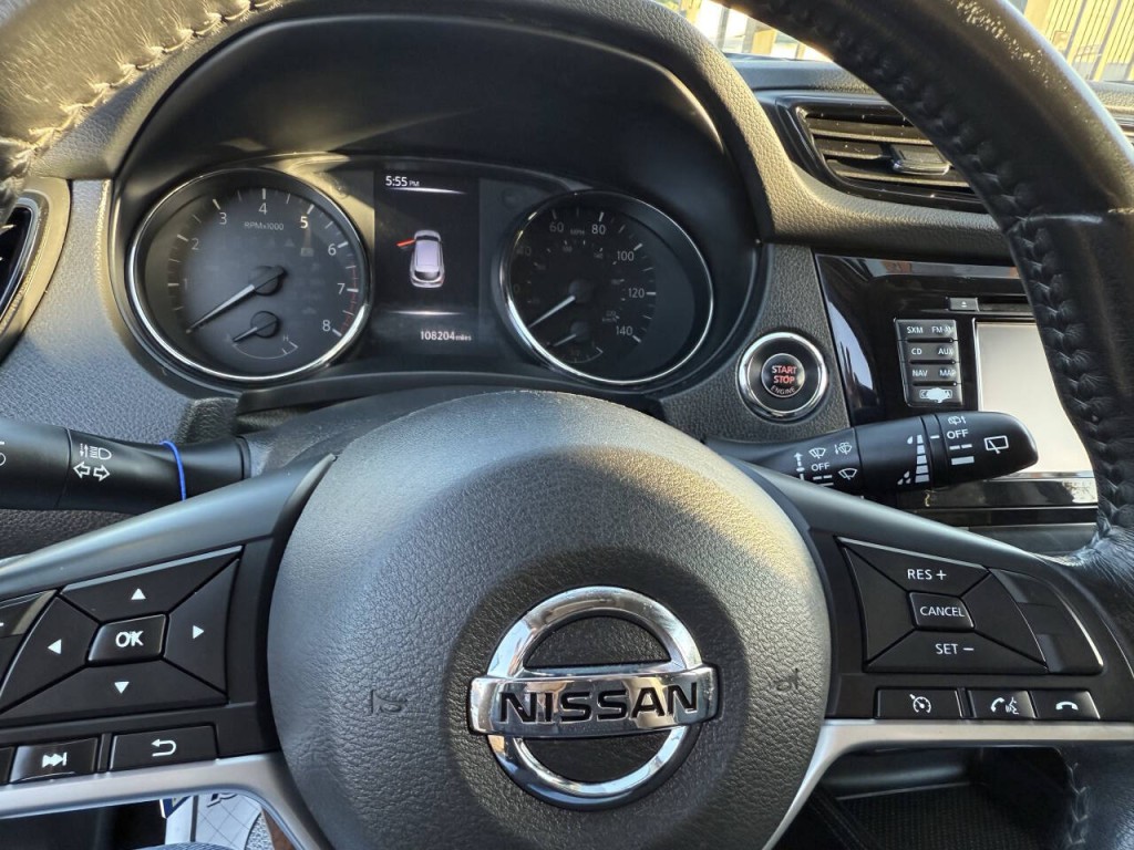 2017 Nissan Rogue Image 15