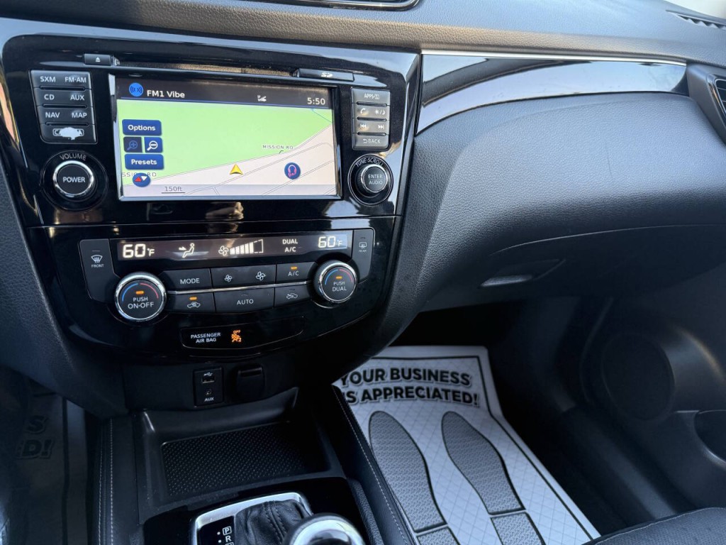 2017 Nissan Rogue Image 20