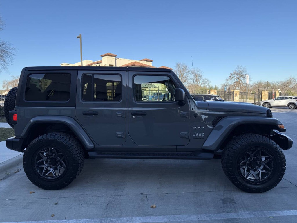 2021 Jeep Wrangler Unlimited Image 6