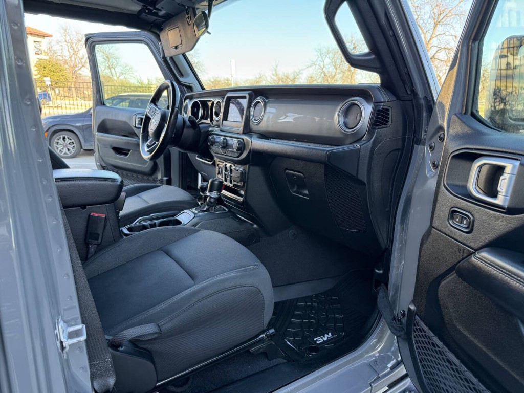 2021 Jeep Wrangler Unlimited Image 8