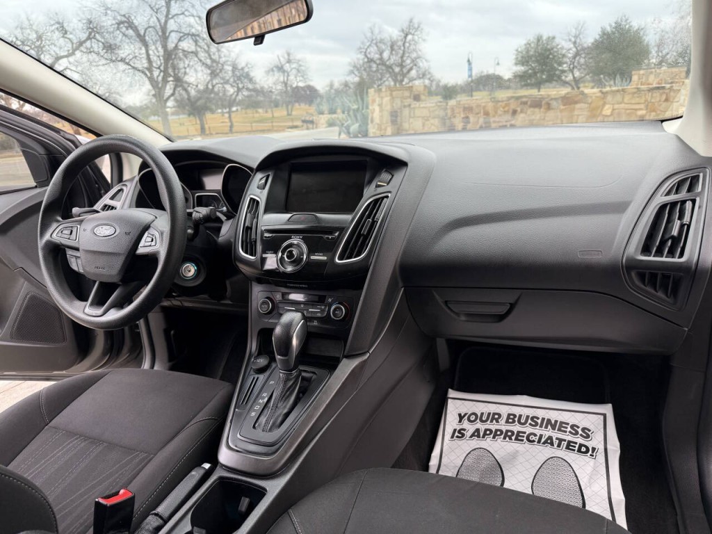 2018 Ford Focus Image 10
