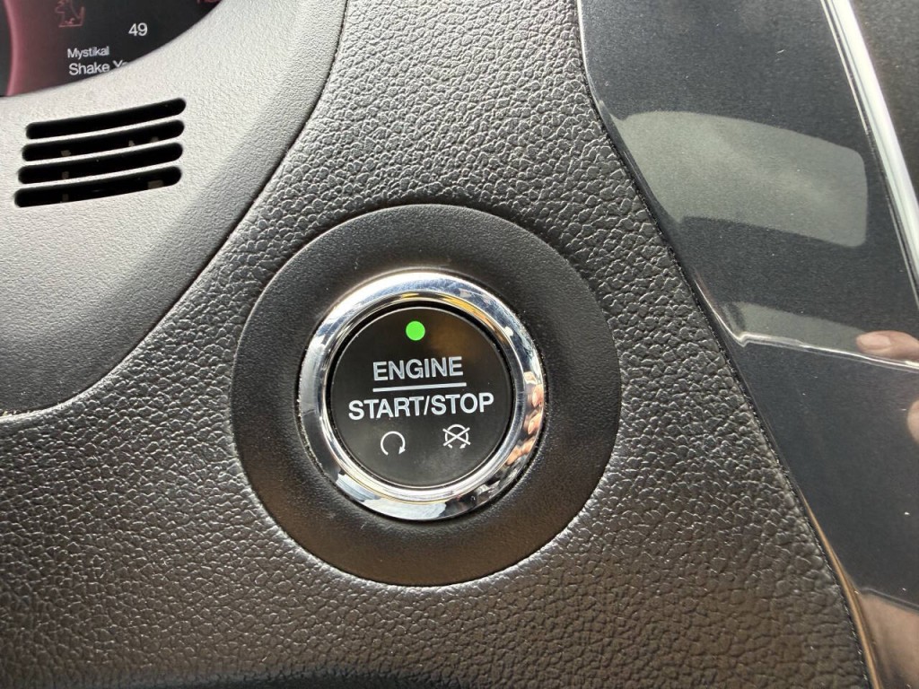 2019 Ford Explorer Image 24