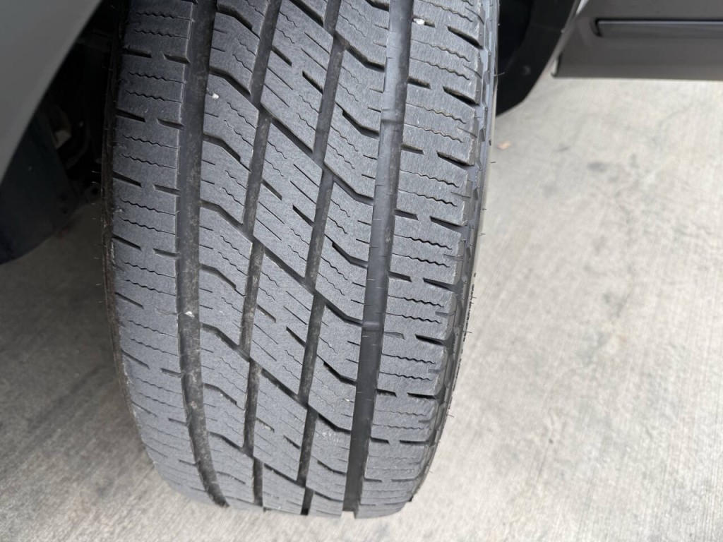 2019 Ford Explorer Image 25