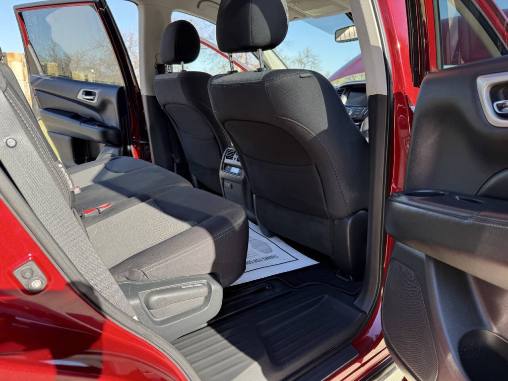 2020 Nissan Pathfinder Image 10