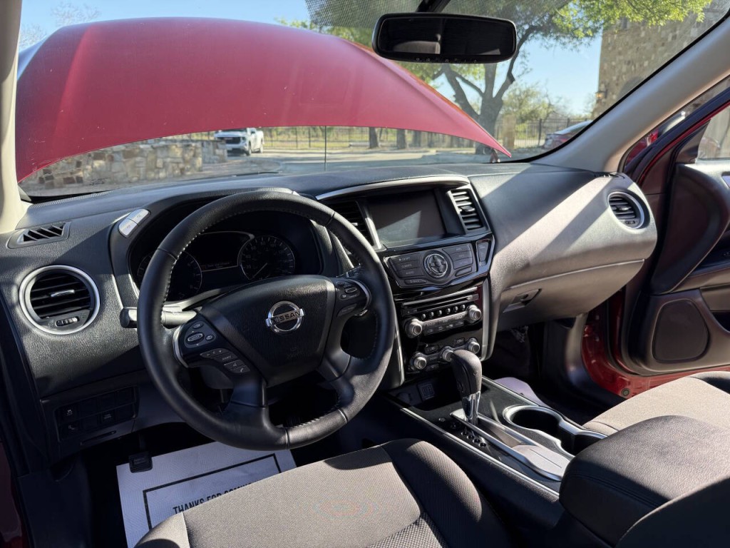 2020 Nissan Pathfinder Image 13