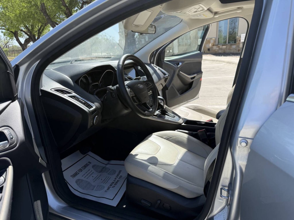 2018 Ford Focus Image 13