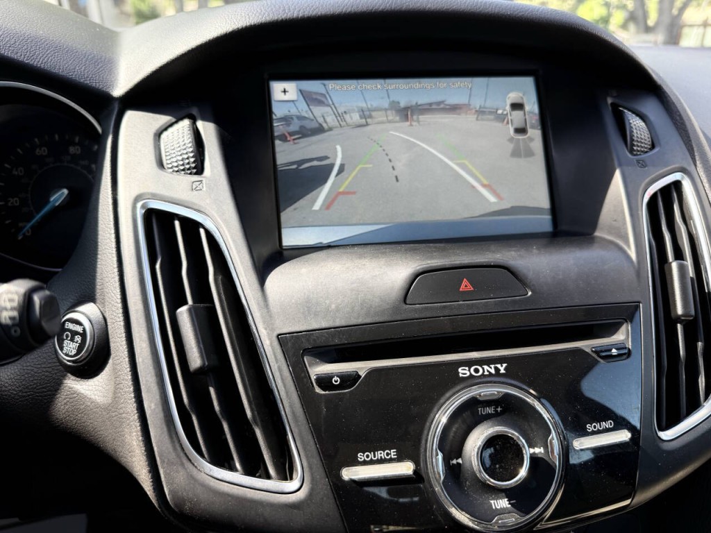 2018 Ford Focus Image 23