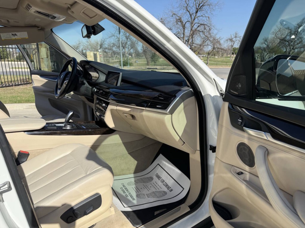2014 BMW X5 Image 9