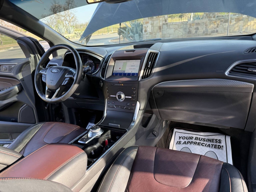 2020 Ford Edge Image 13