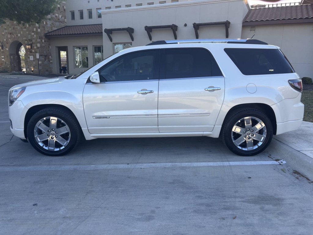 2015 GMC Acadia Image 8