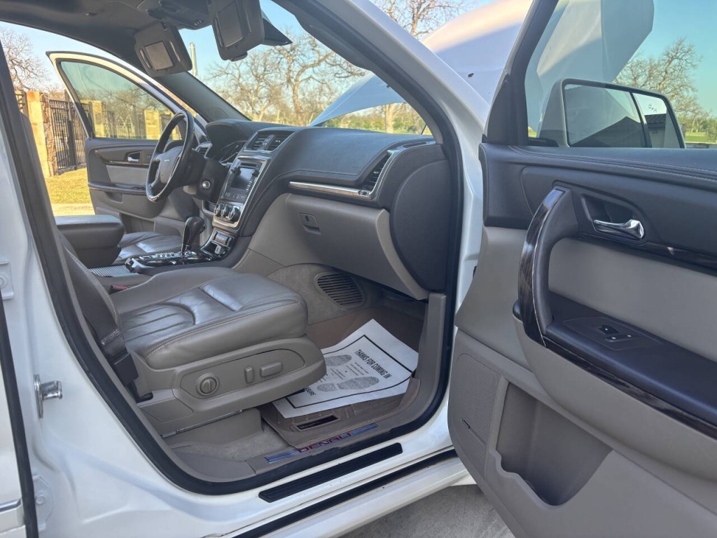 2015 GMC Acadia Image 10