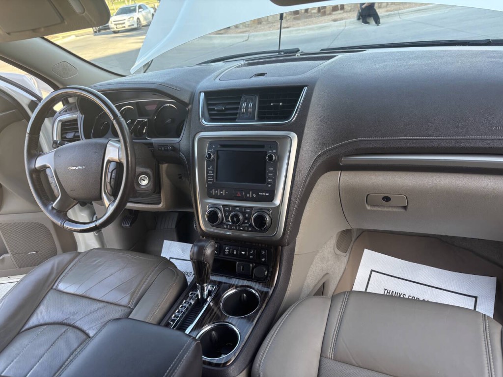 2015 GMC Acadia Image 12