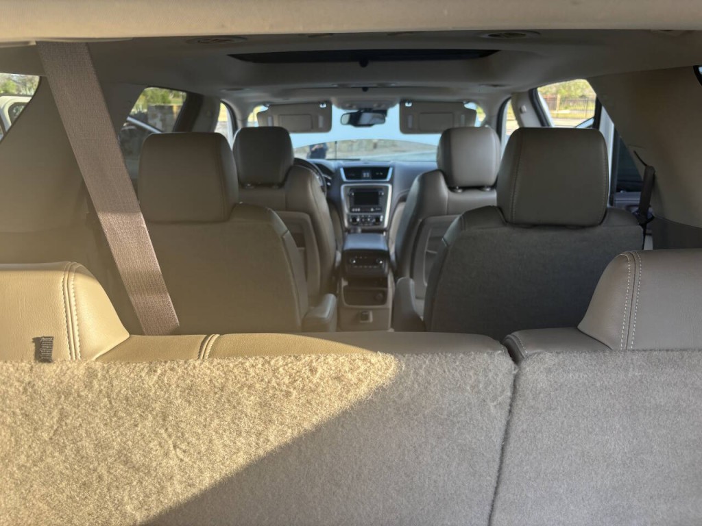 2015 GMC Acadia Image 13