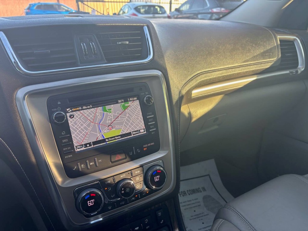 2015 GMC Acadia Image 21