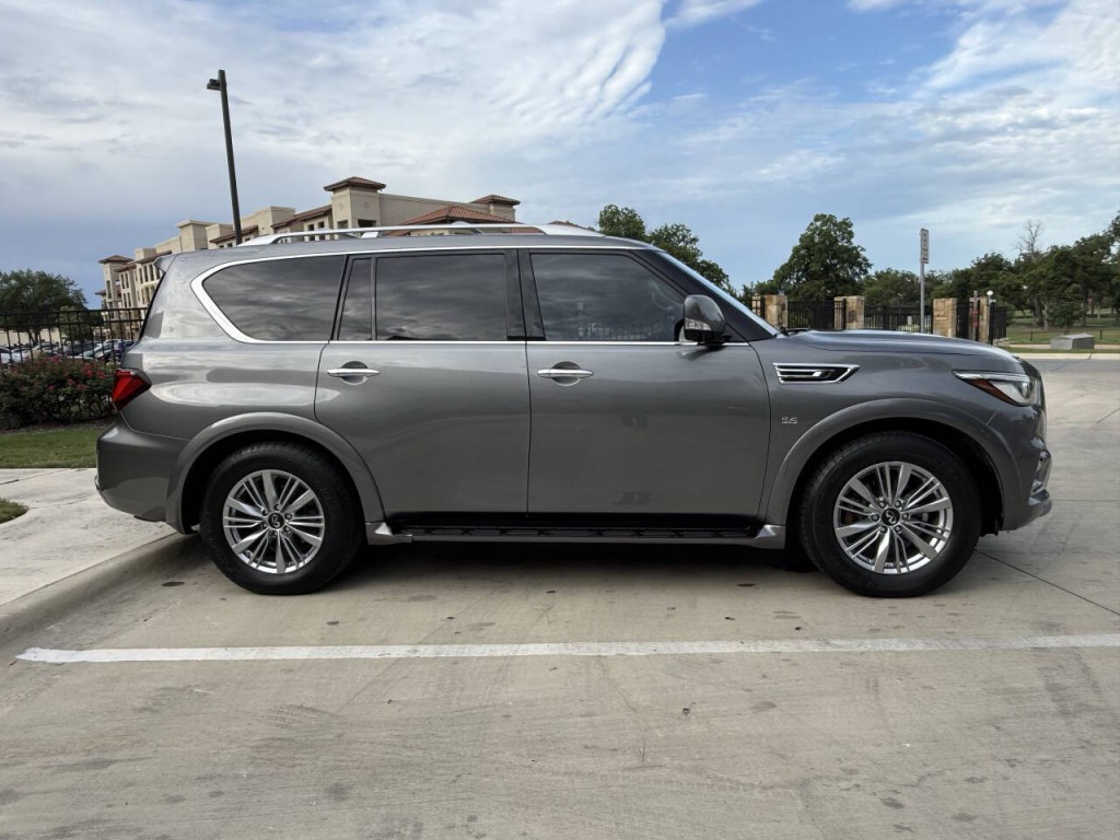 2019 INFINITI QX80 Image 7