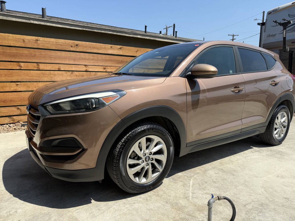 2017 Hyundai Tucson Image 1