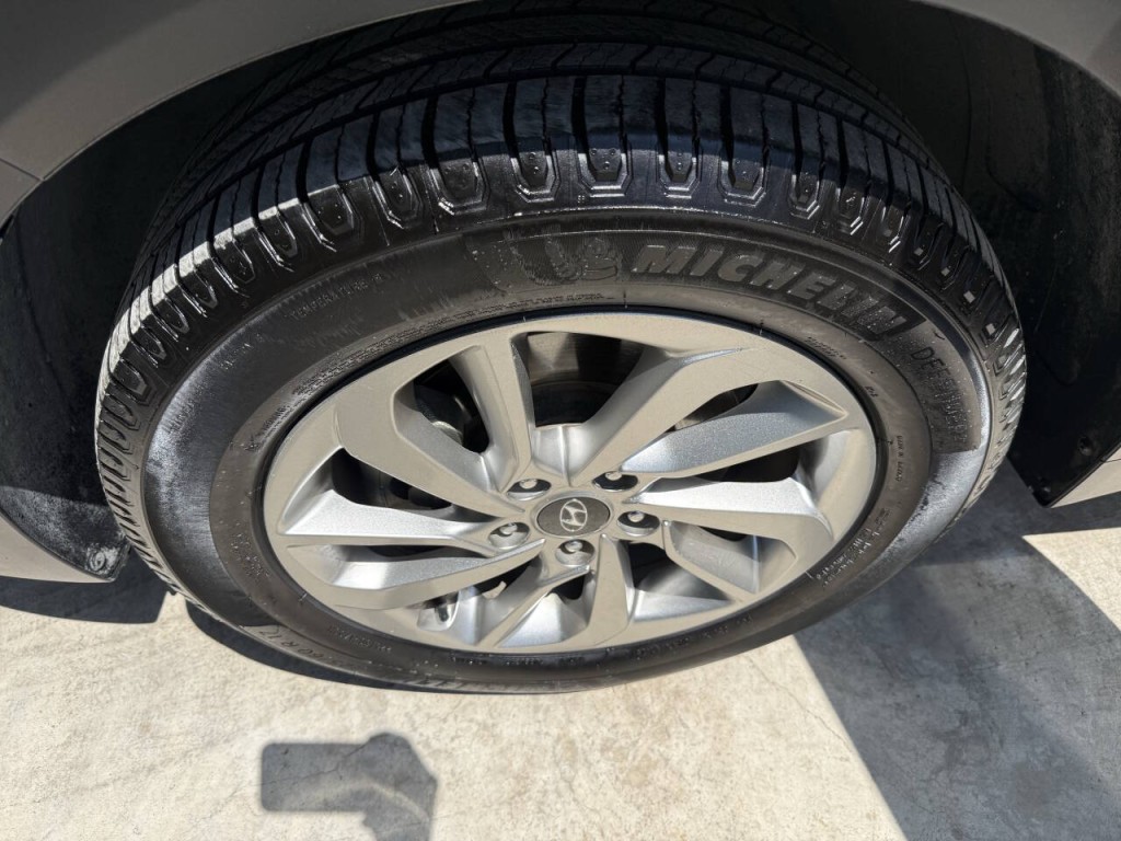 2017 Hyundai Tucson Image 15