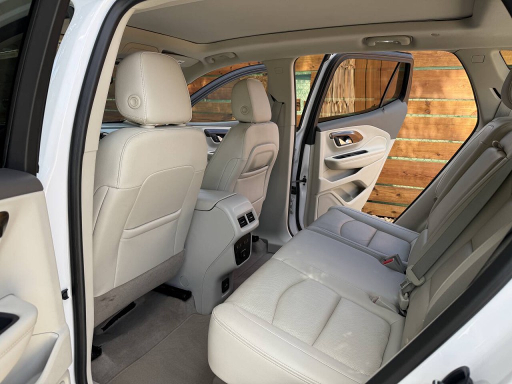 2018 GMC Terrain Image 10