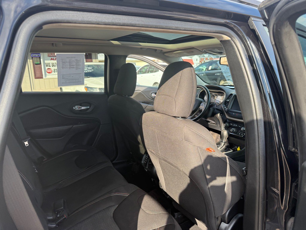 2016 Jeep Cherokee Image 41