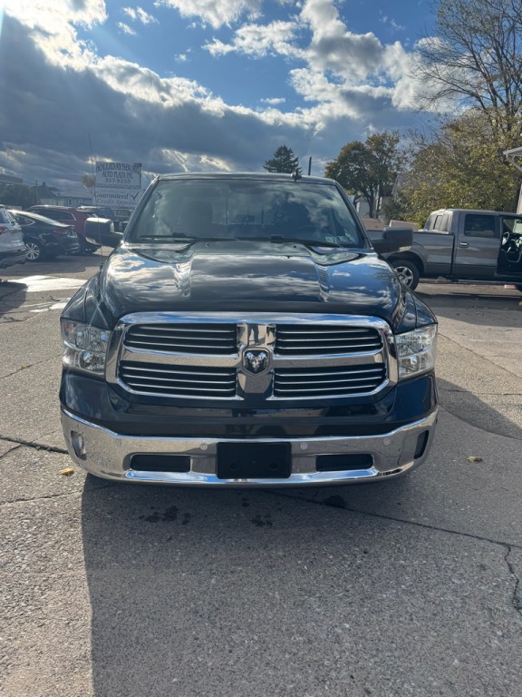 2016 RAM 1500 Image 3