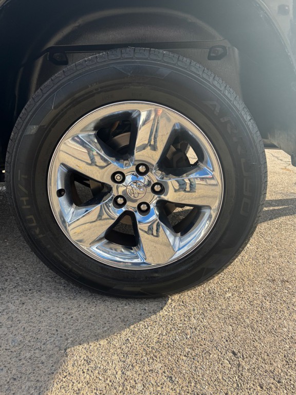 2016 RAM 1500 Image 14