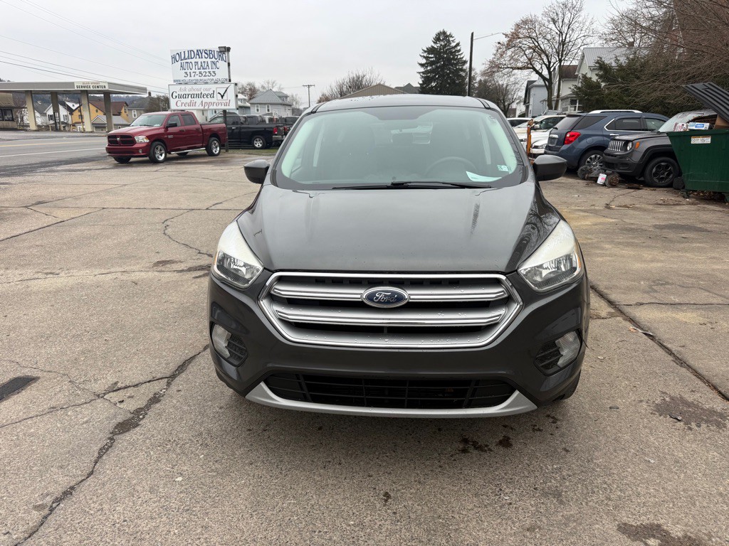 2017 Ford Escape Image 2