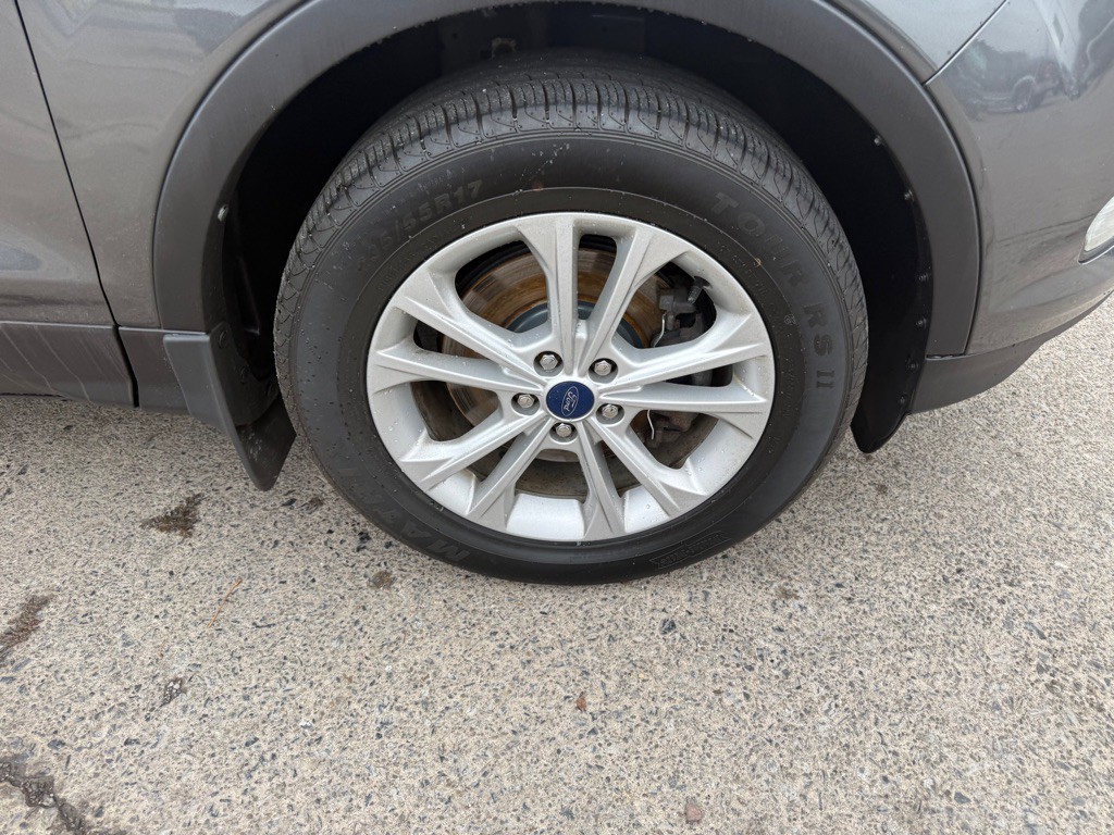 2017 Ford Escape Image 10