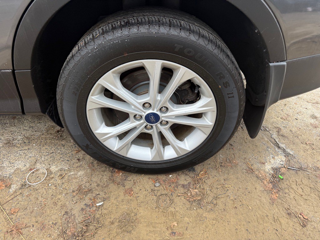 2017 Ford Escape Image 12