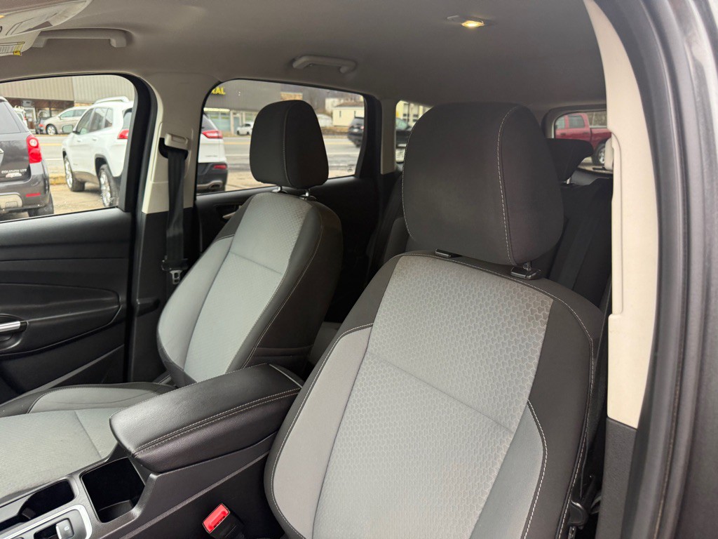 2017 Ford Escape Image 17