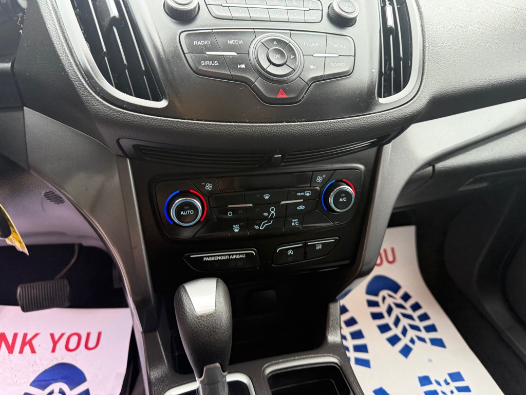 2017 Ford Escape Image 24