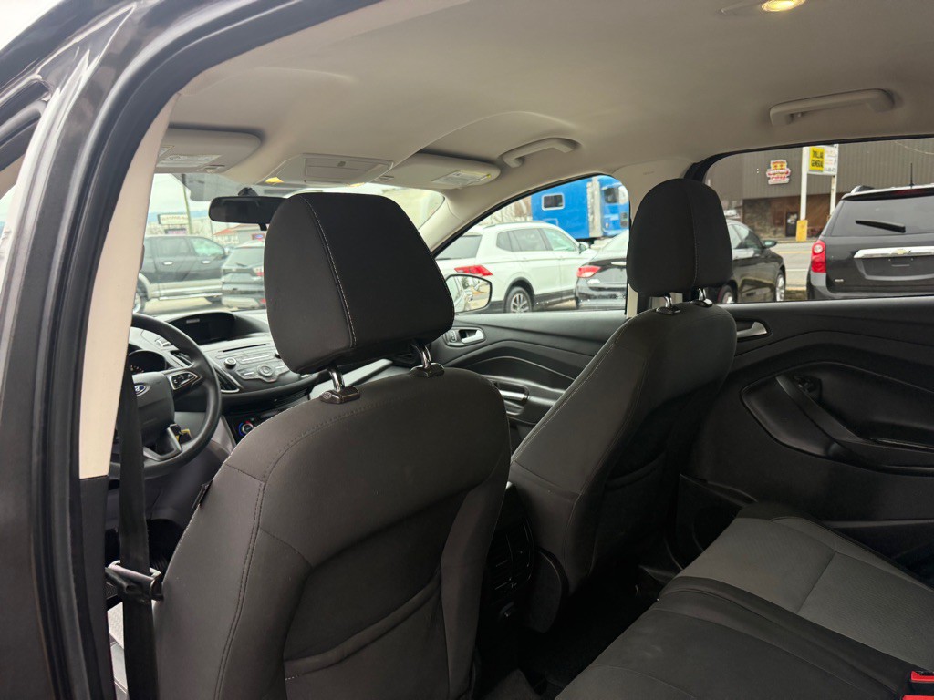 2017 Ford Escape Image 27