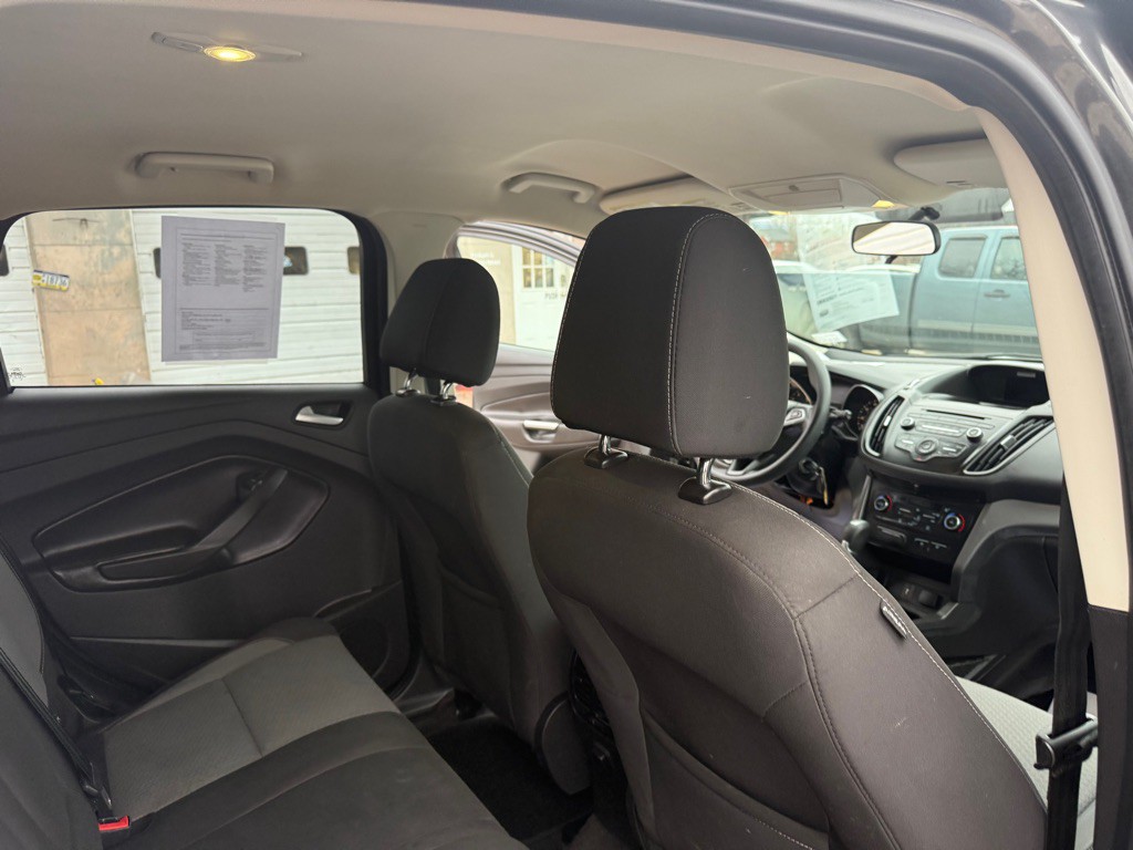 2017 Ford Escape Image 37