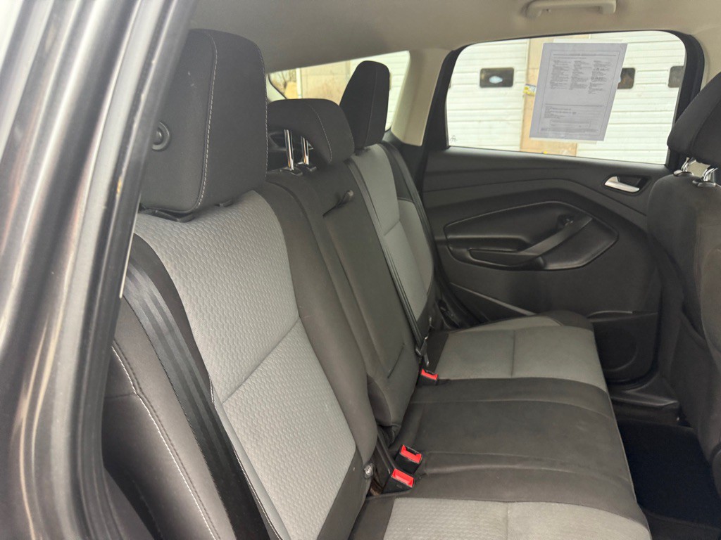 2017 Ford Escape Image 39