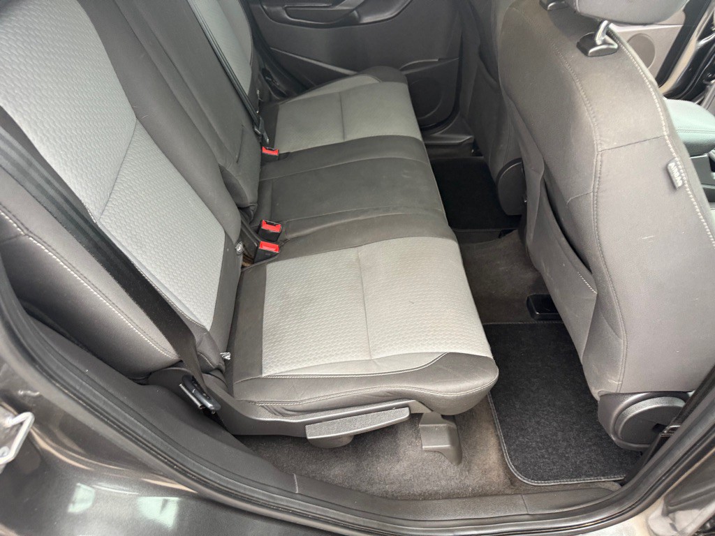 2017 Ford Escape Image 40