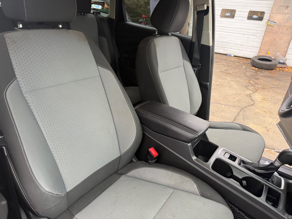 2017 Ford Escape Image 44