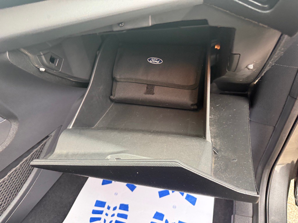 2017 Ford Escape Image 46